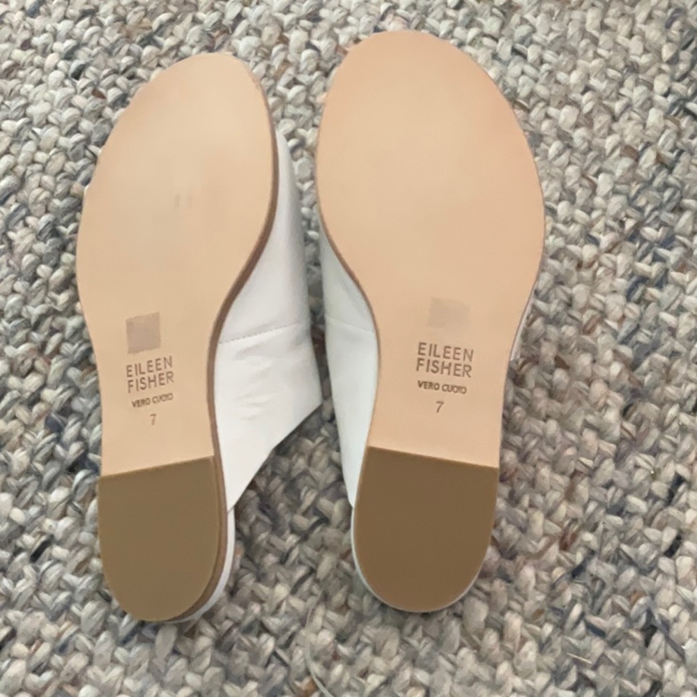 Eileen Fisher TY sandal - Picture 3 of 4